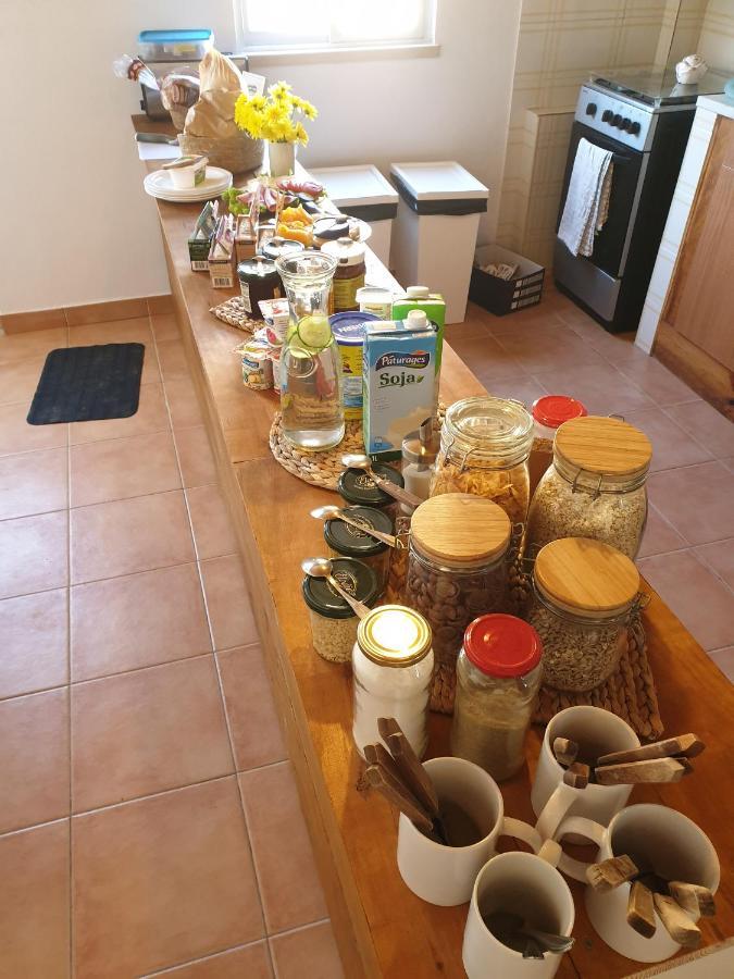 SoulSurfcamp Portugal Bed & Breakfast Peniche Bagian luar foto